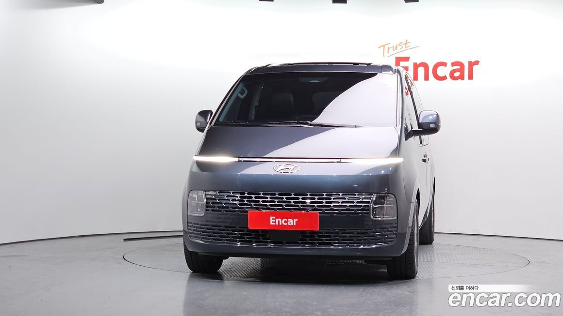 Hyundai Staria 2023