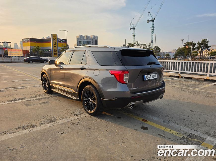 Ford Explorer 2022