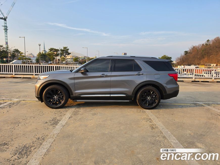 Ford Explorer 2022