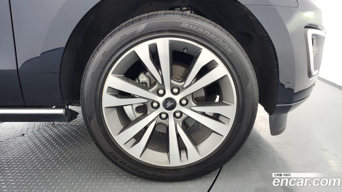 Ford Expedition 2021