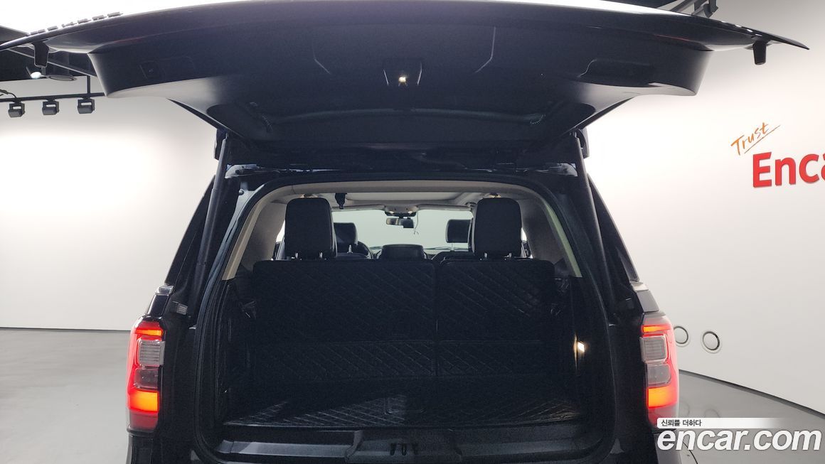 Ford Expedition 2021