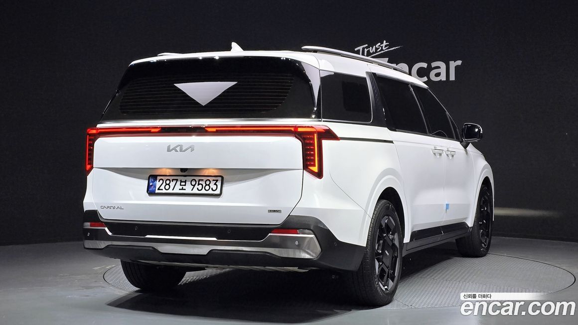 Kia Canival 2025