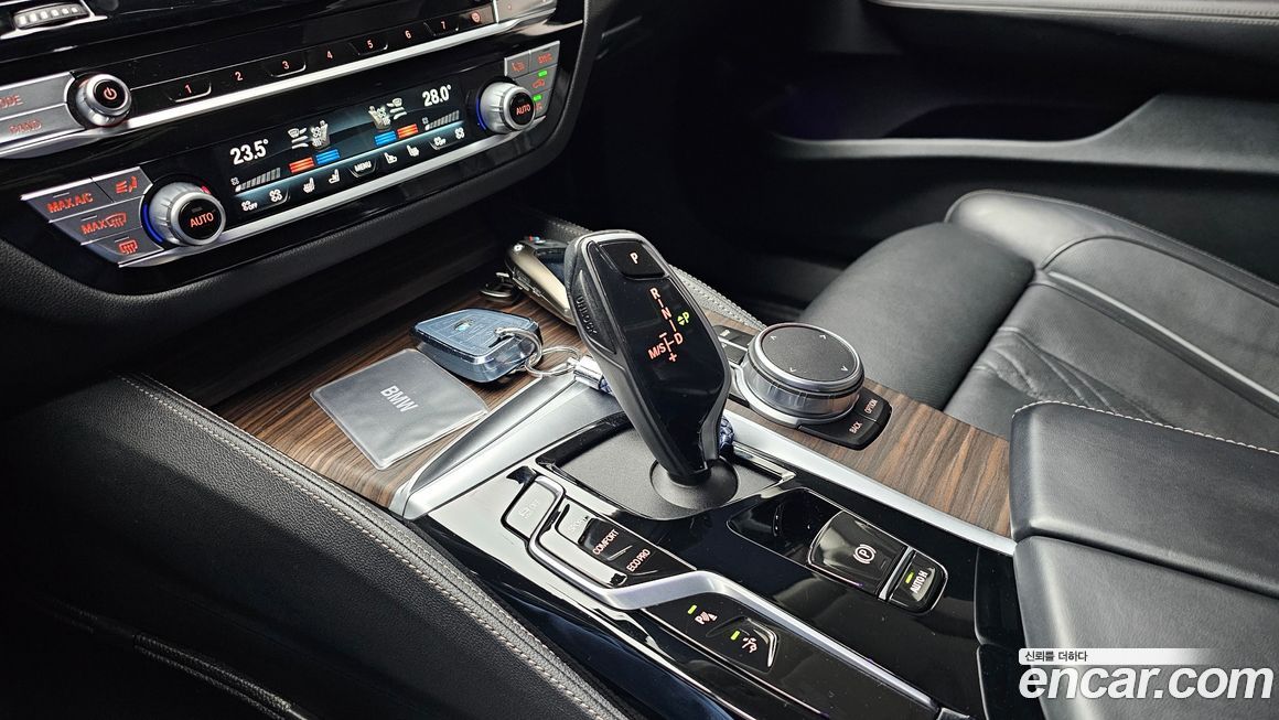 BMW Gran Turismo 2023