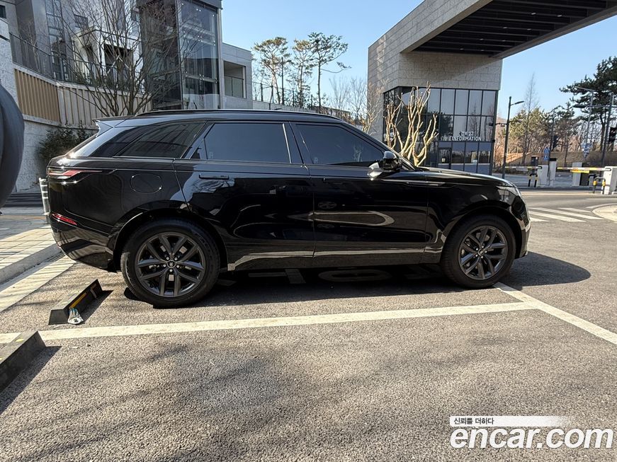 Land Rover Range Rover Velar 2024