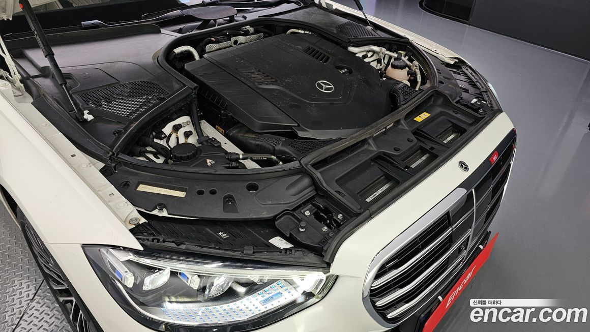 Mercedes-Benz S-Class 2021