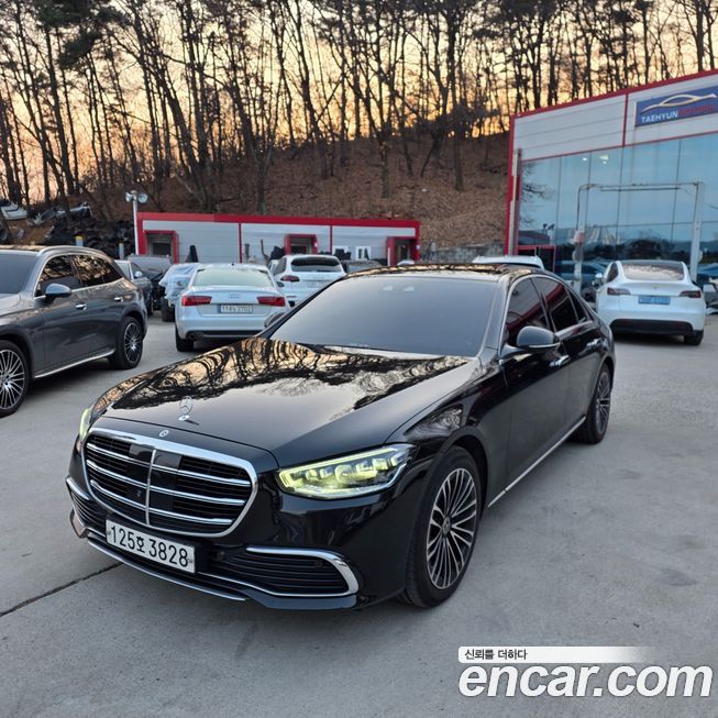 Mercedes-Benz S-Class 2022