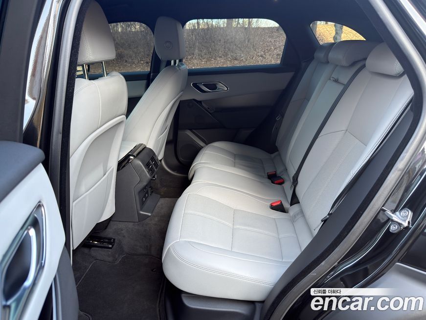 Land Rover Range Rover Velar 2024