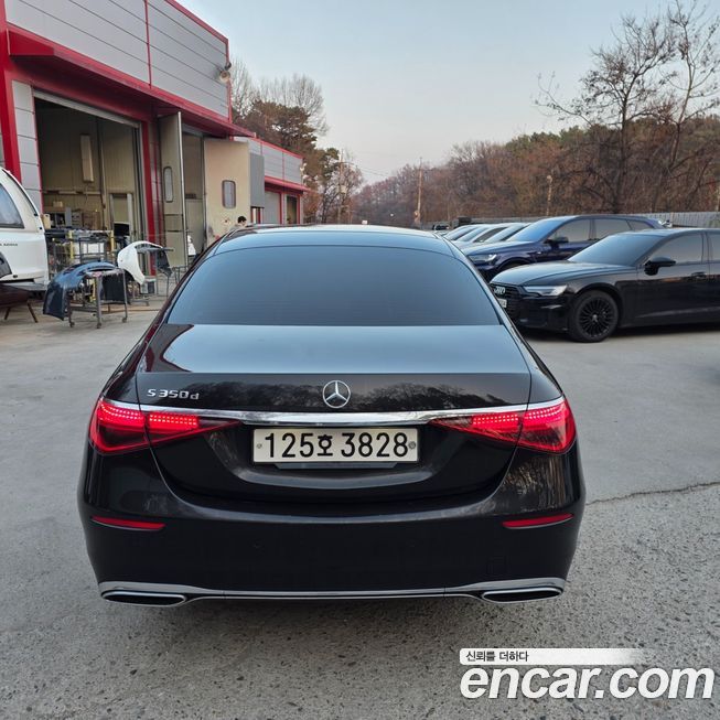 Mercedes-Benz S-Class 2022