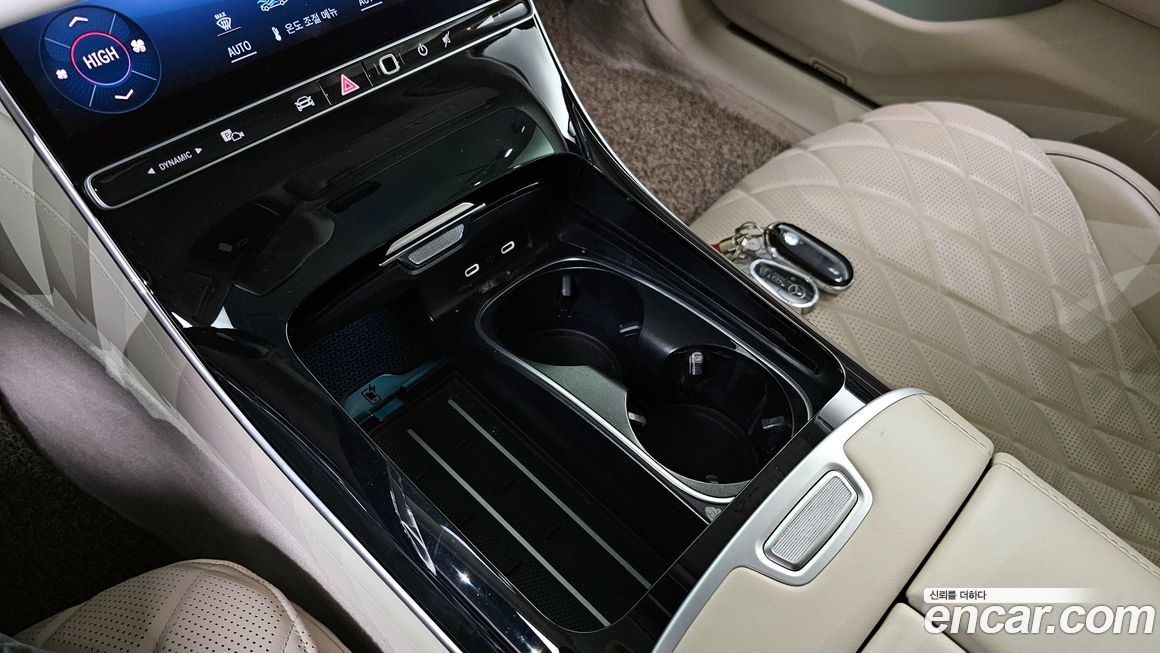 Mercedes-Benz S-Class 2021