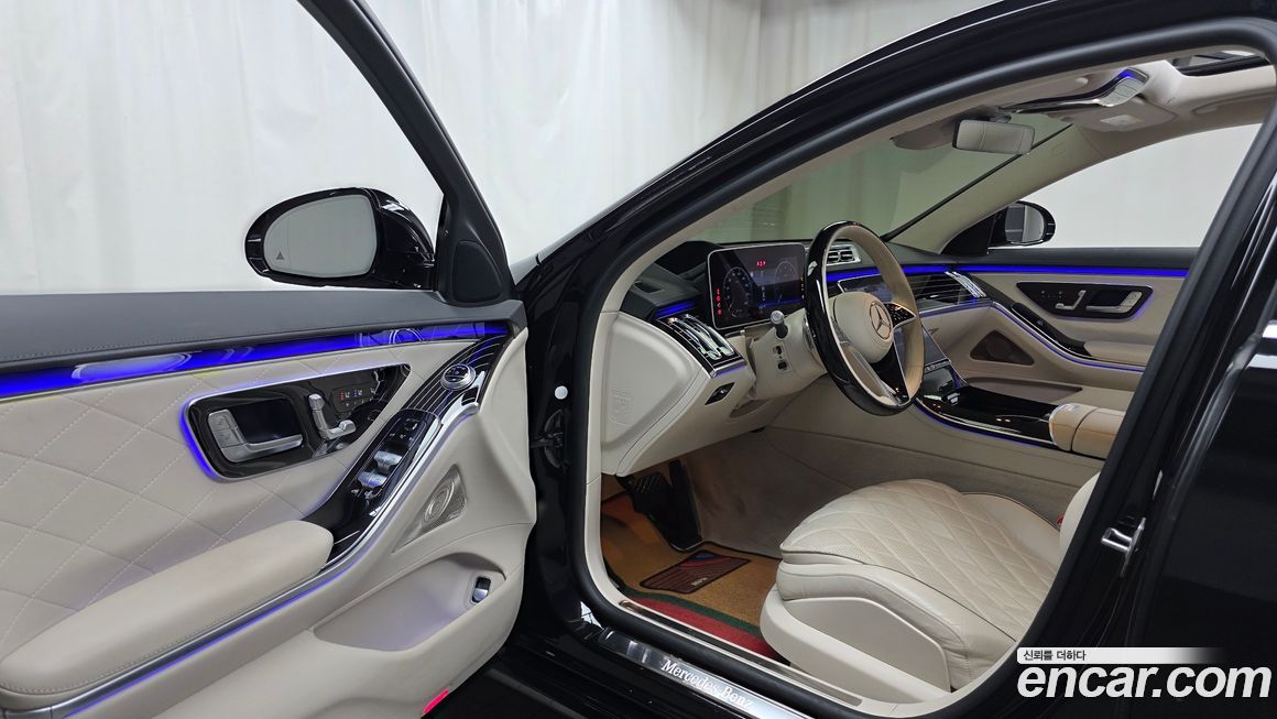 Mercedes-Benz S-Class 2023