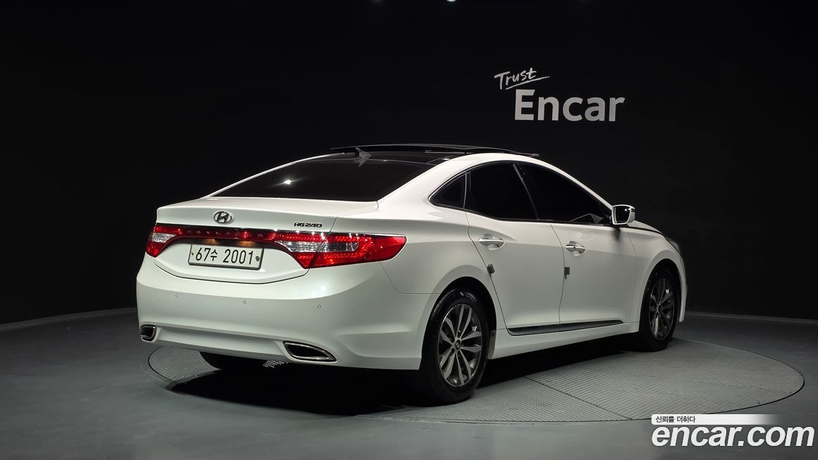 Hyundai Grandeur 2012