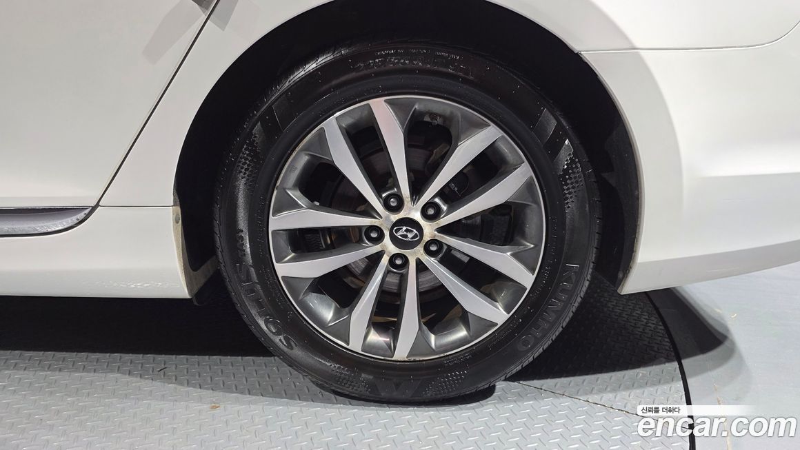 Hyundai Grandeur 2012