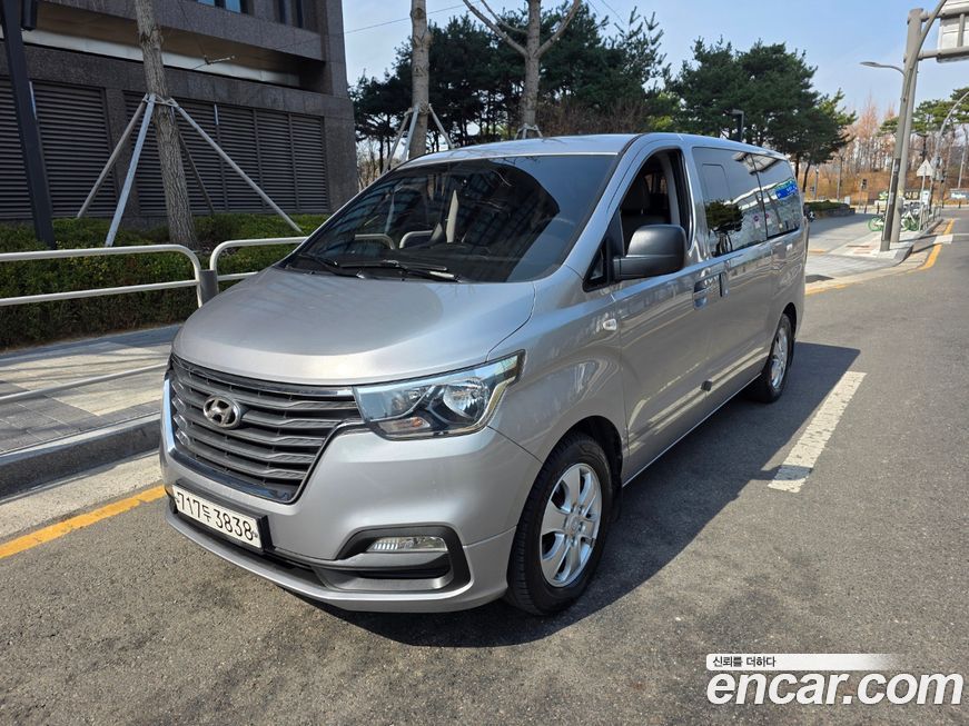 Hyundai Starex 2018