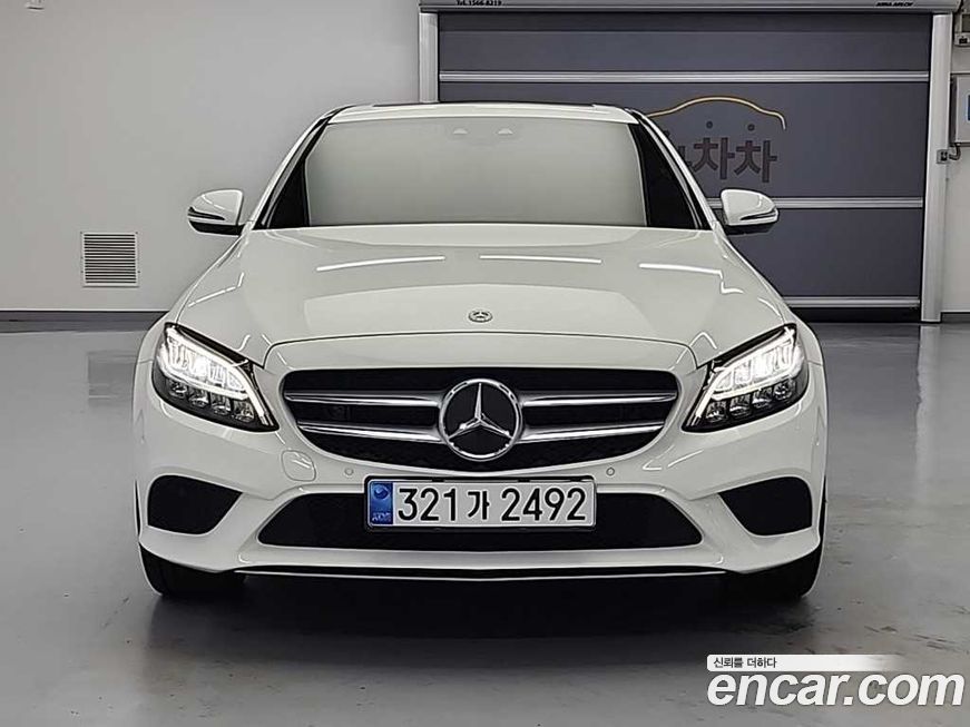 Mercedes-Benz C-Class 2020