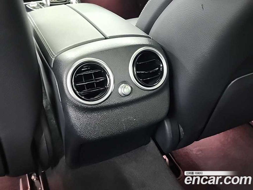 Mercedes-Benz C-Class 2020