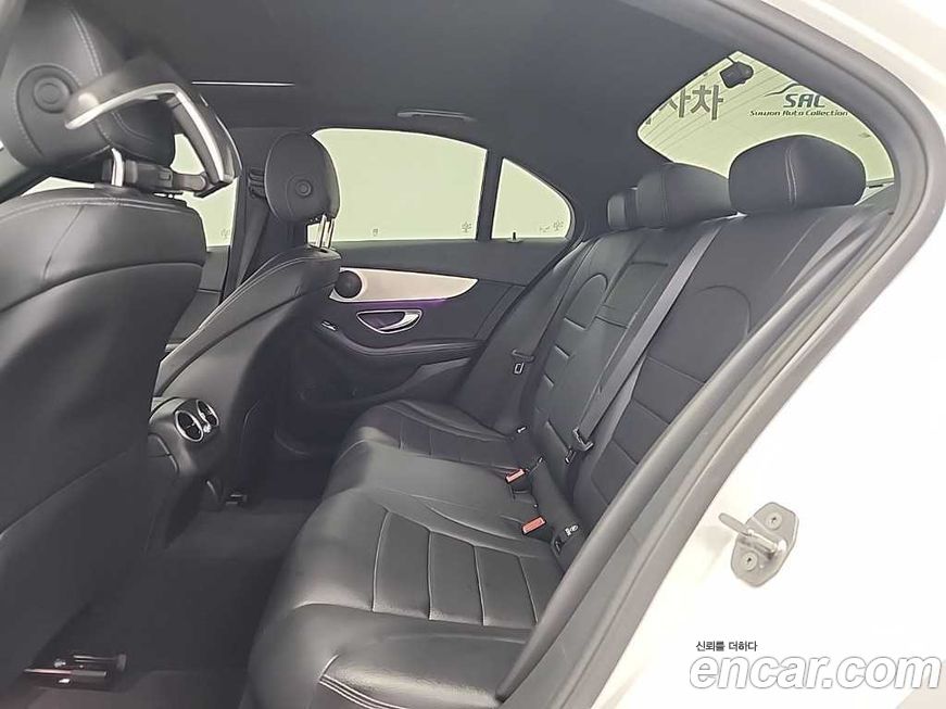 Mercedes-Benz C-Class 2020