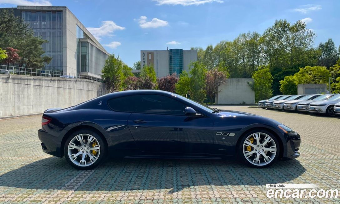 Maserati GranTurismo 2014