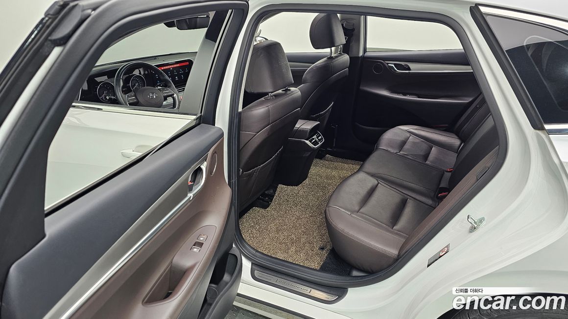 Hyundai Grandeur 2021