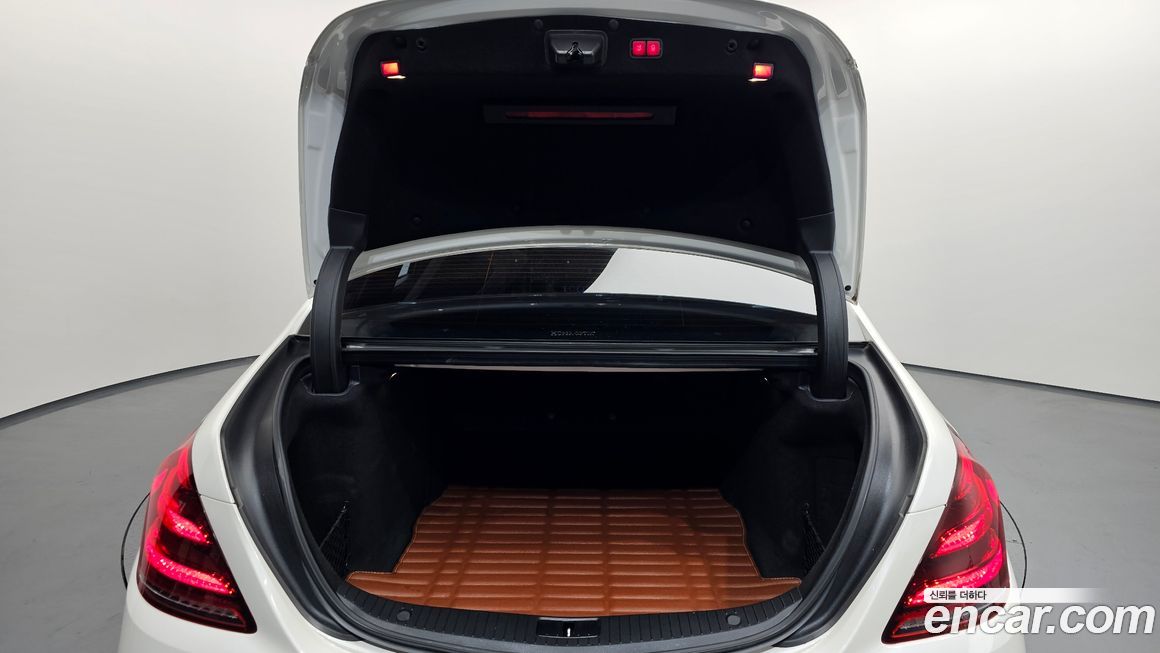 Mercedes-Benz S-Class 2018