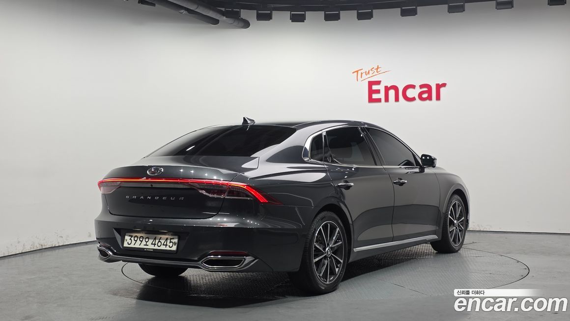 Hyundai Grandeur 2020