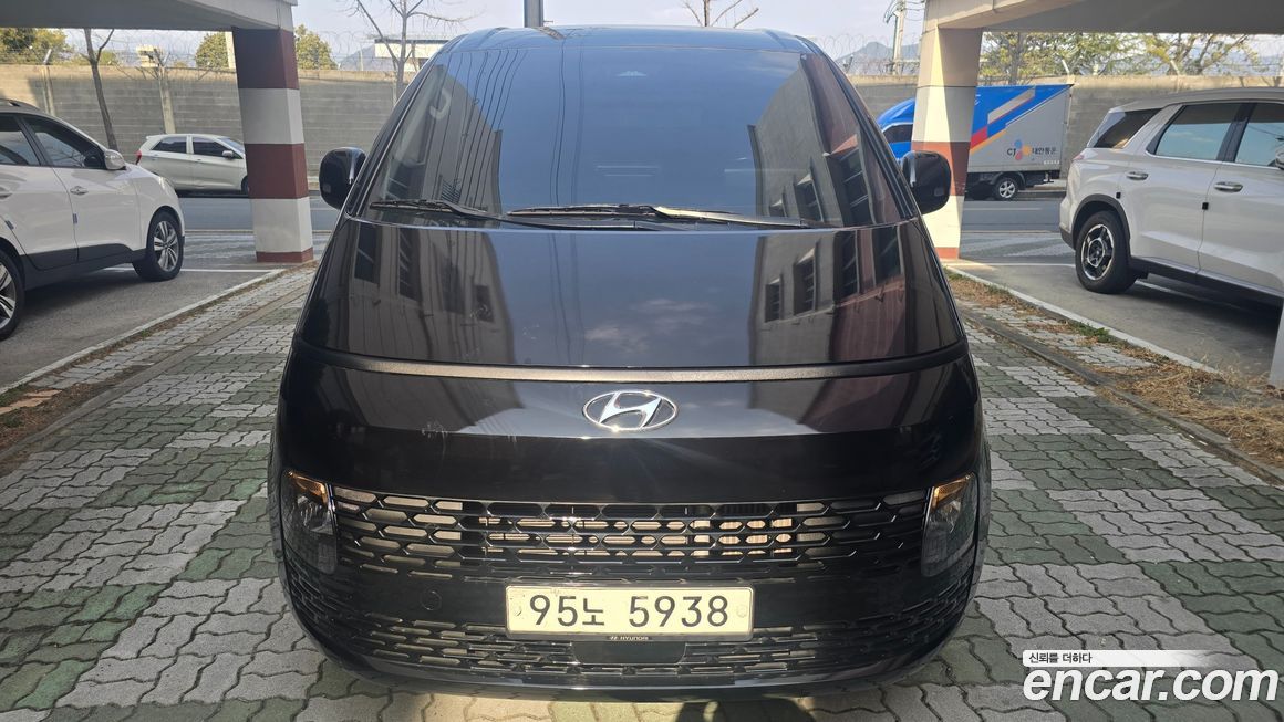 Hyundai Staria 2022