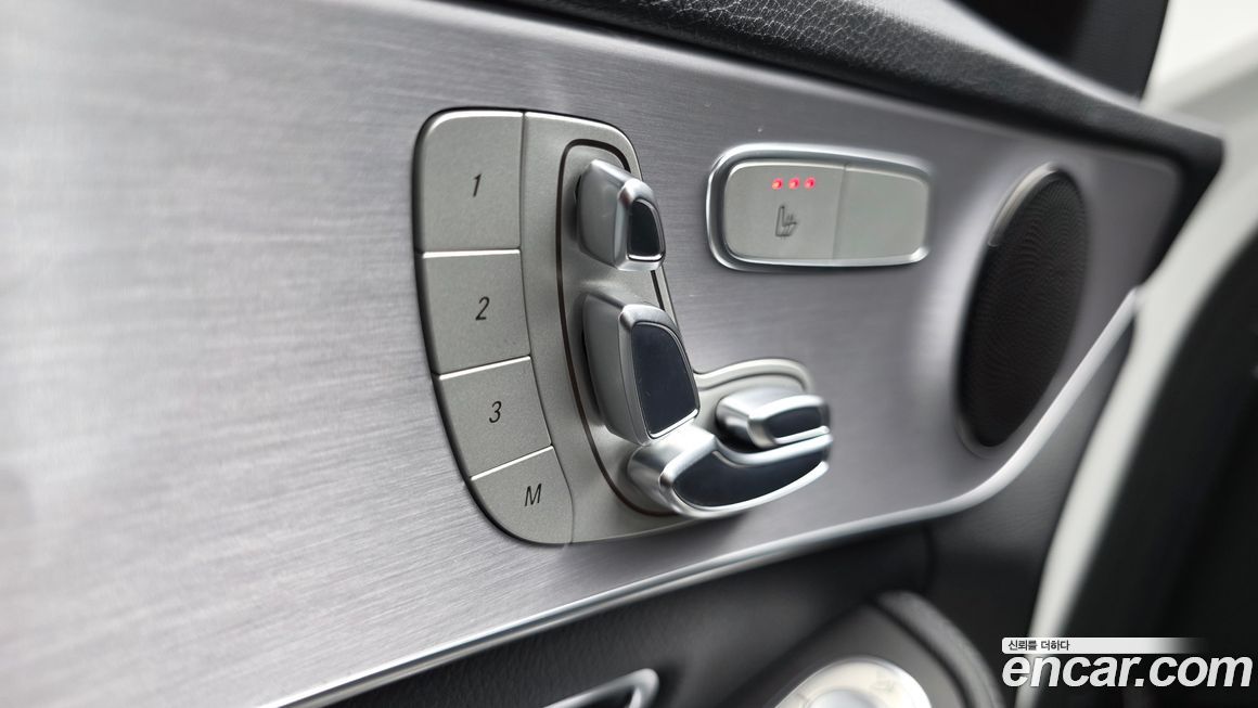 Mercedes-Benz C-Class 2018