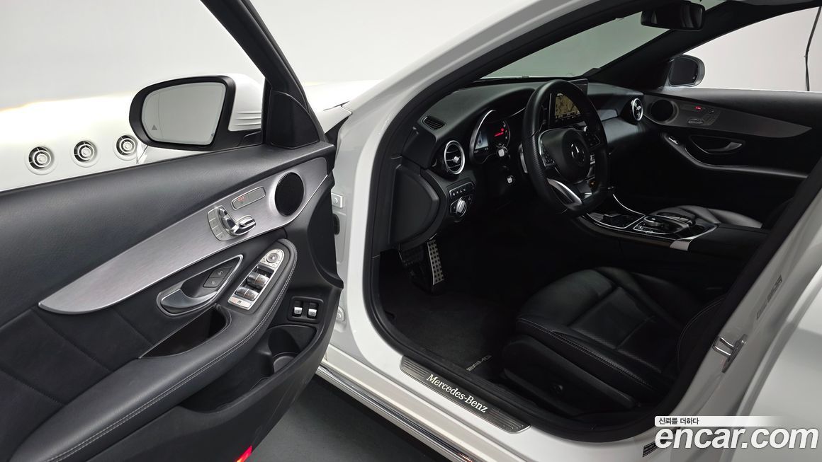 Mercedes-Benz C-Class 2018