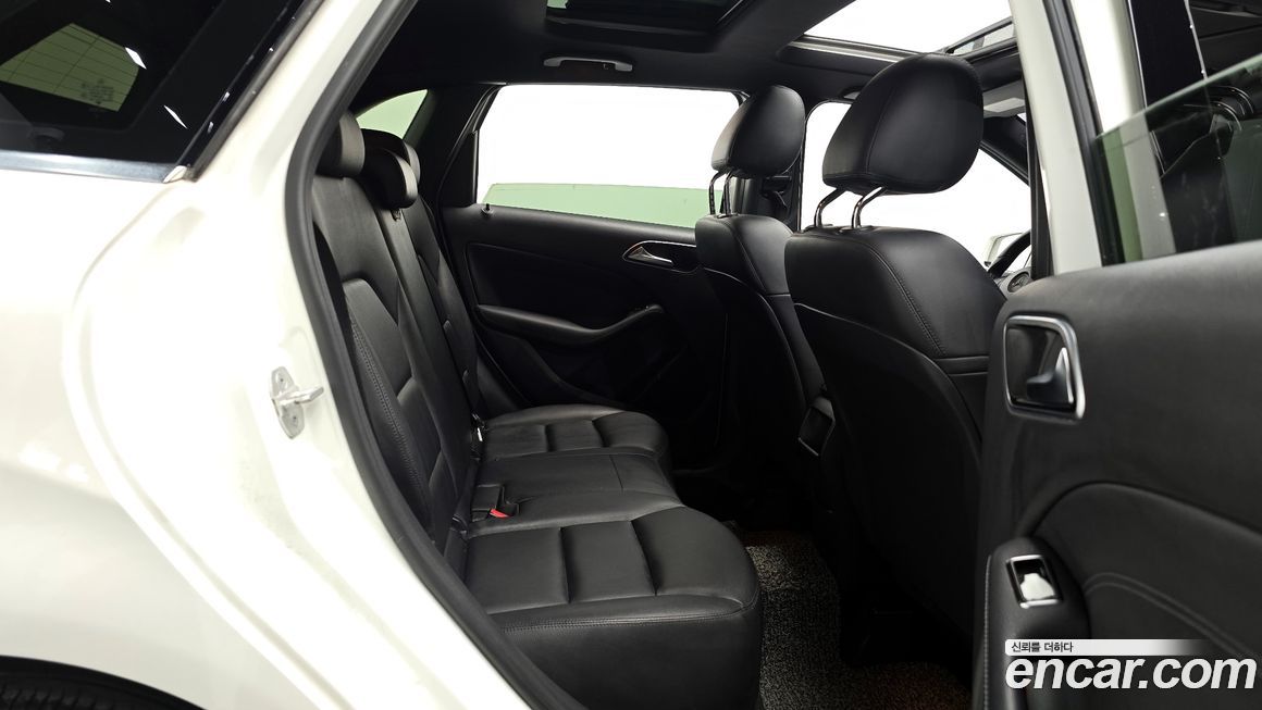 Mercedes-Benz B-Class 2015