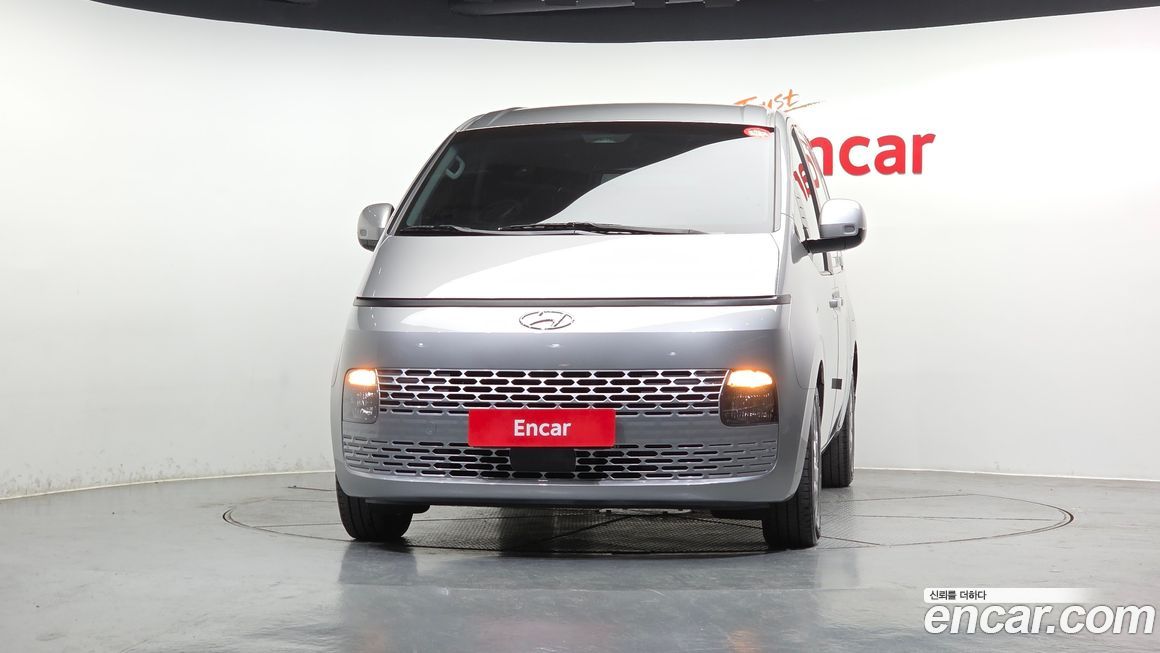 Hyundai Staria 2023