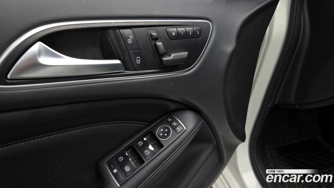 Mercedes-Benz B-Class 2015