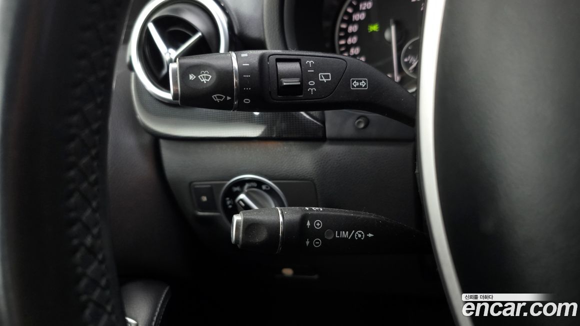 Mercedes-Benz B-Class 2015