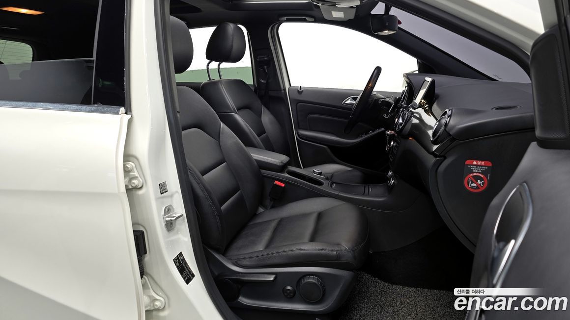 Mercedes-Benz B-Class 2015