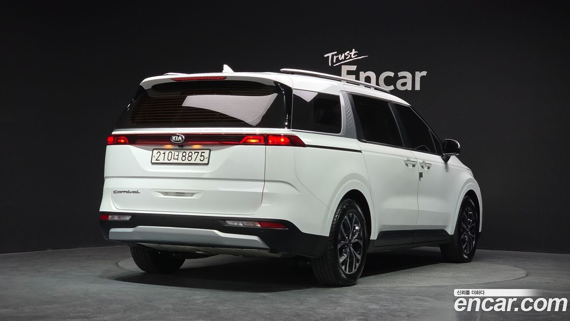 Kia Canival 2021