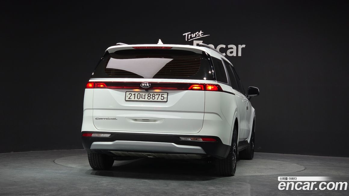 Kia Canival 2021