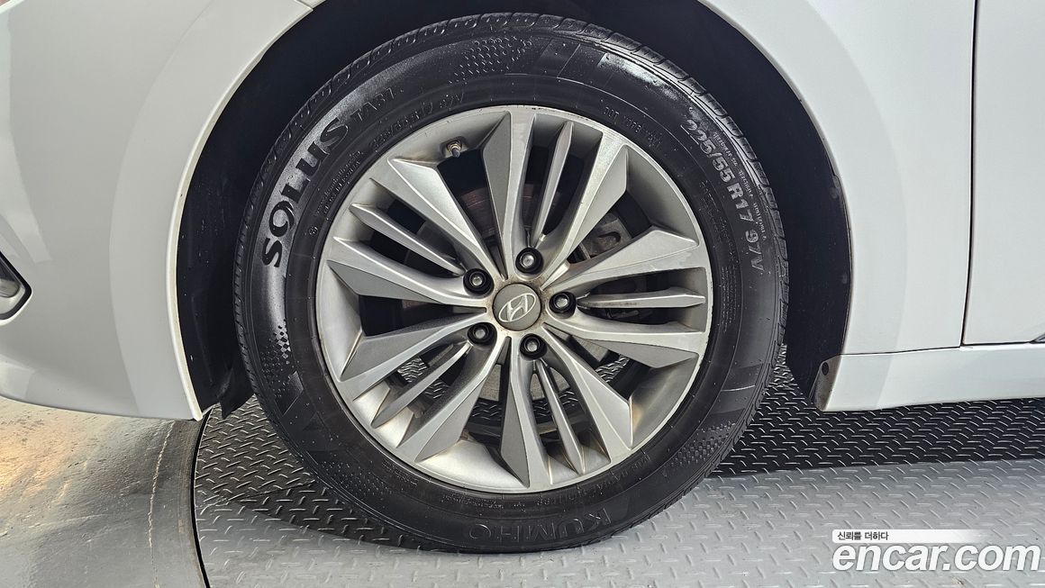 Hyundai Grandeur 2016