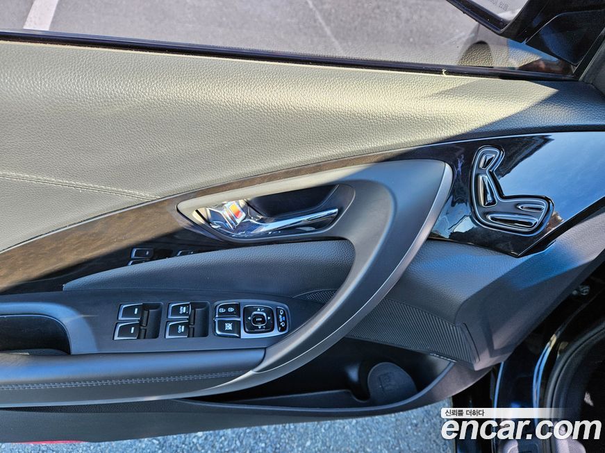 Hyundai Grandeur 2016