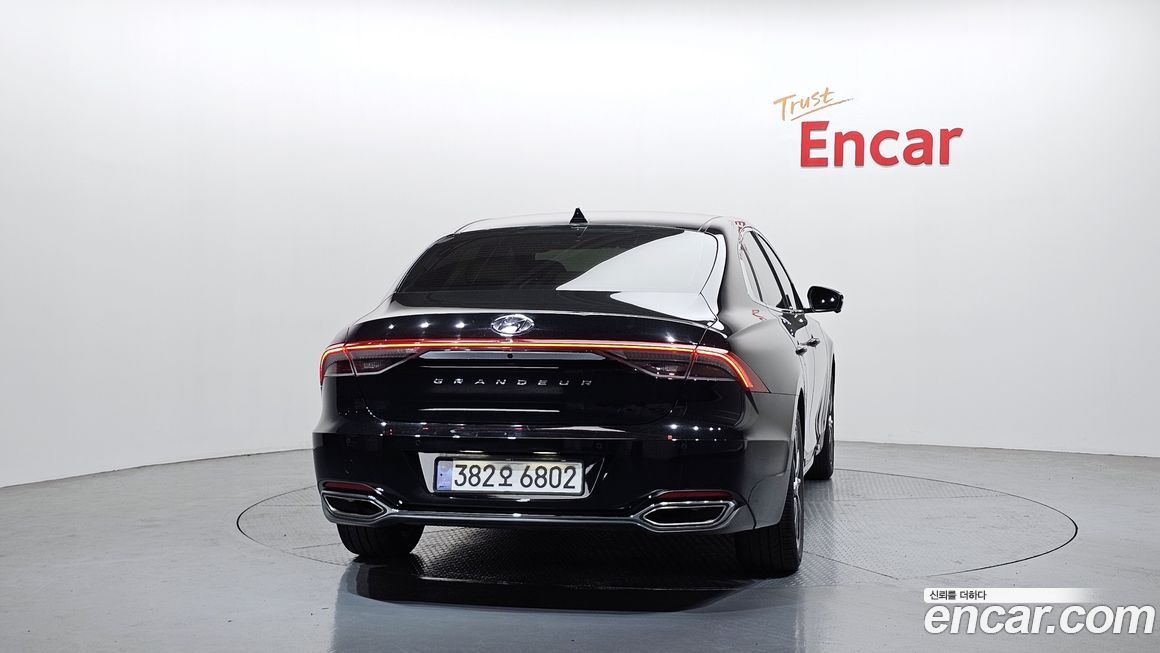 Hyundai Grandeur 2022