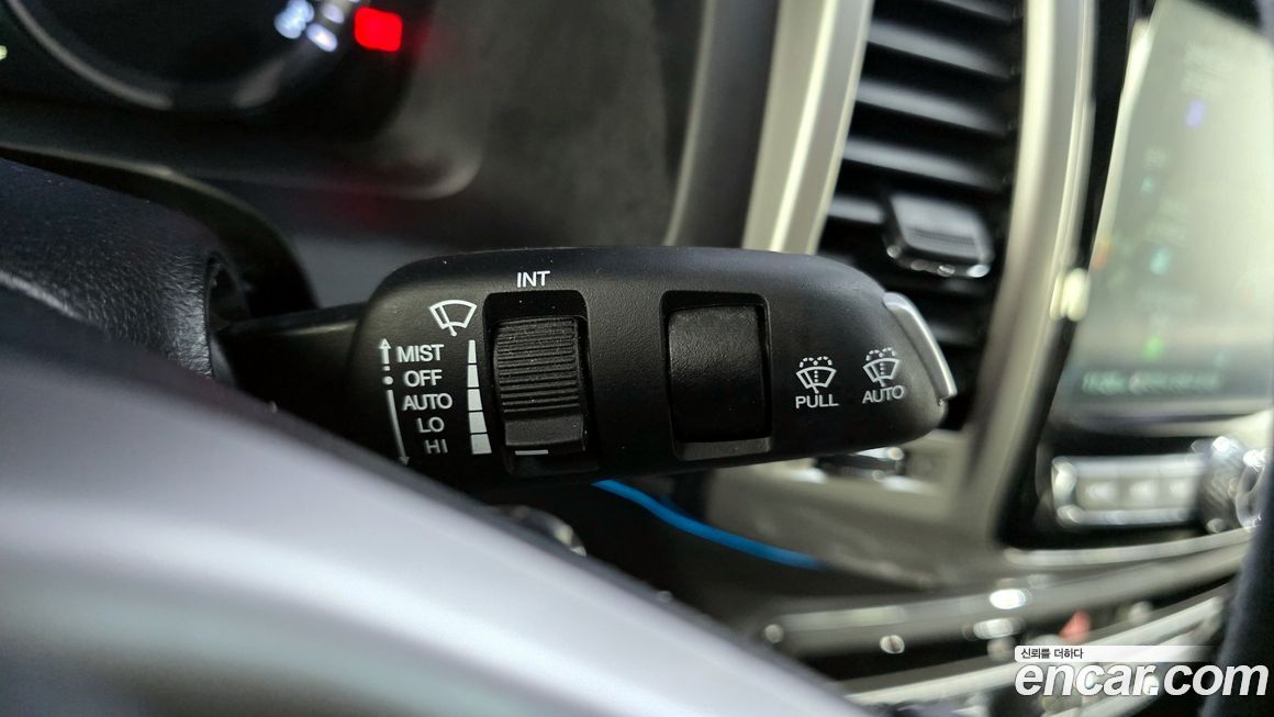 KG_Mobility_Ssangyong Rexton 2018