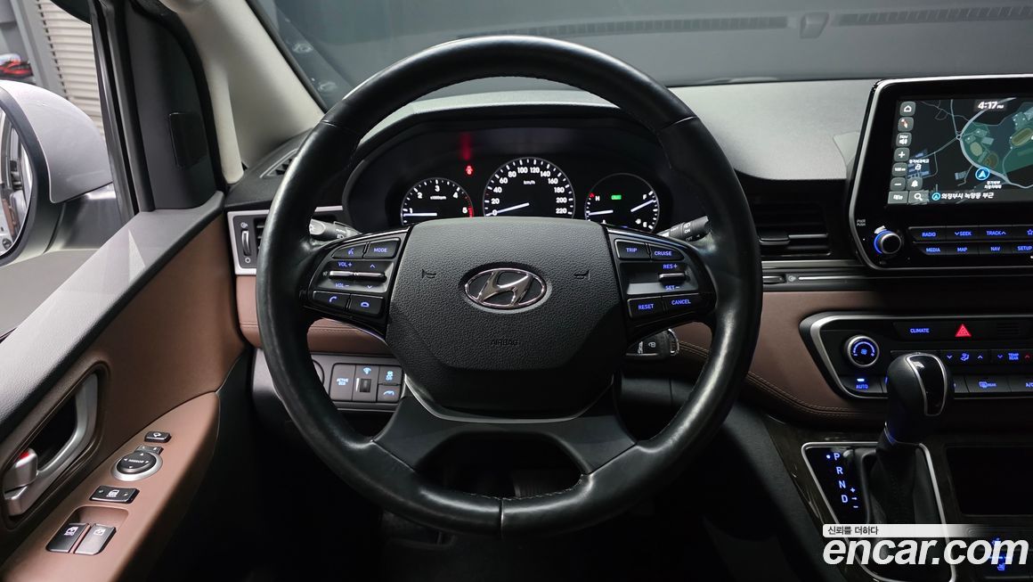Hyundai Starex 2019