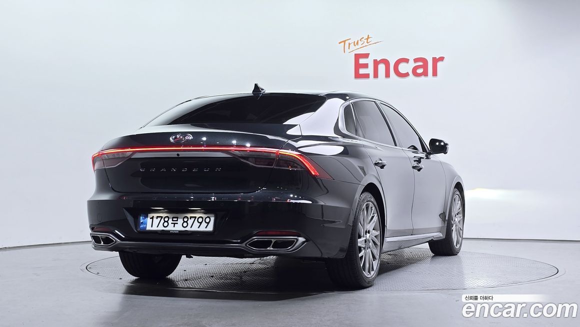 Hyundai Grandeur 2020