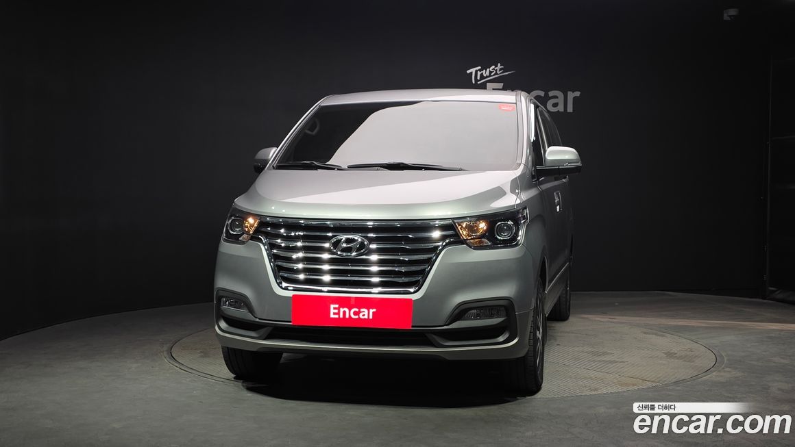 Hyundai Starex 2019