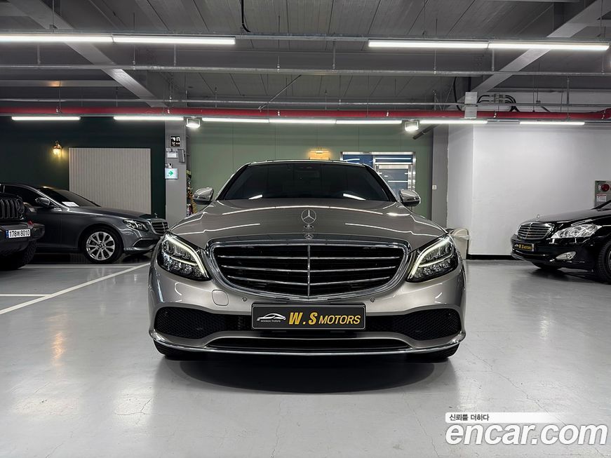 Mercedes-Benz C-Class 2019