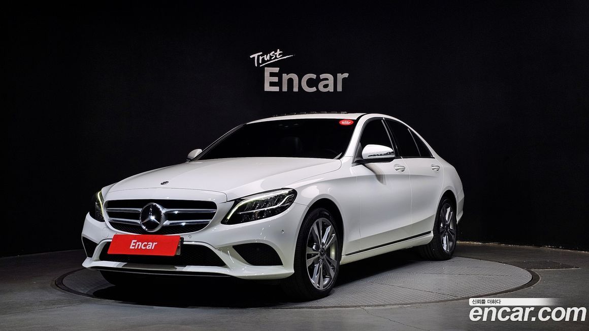 Mercedes-Benz C-Class 2020