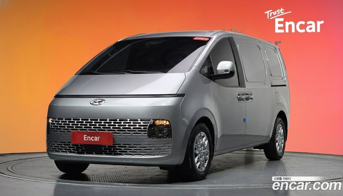 Hyundai Staria 2022