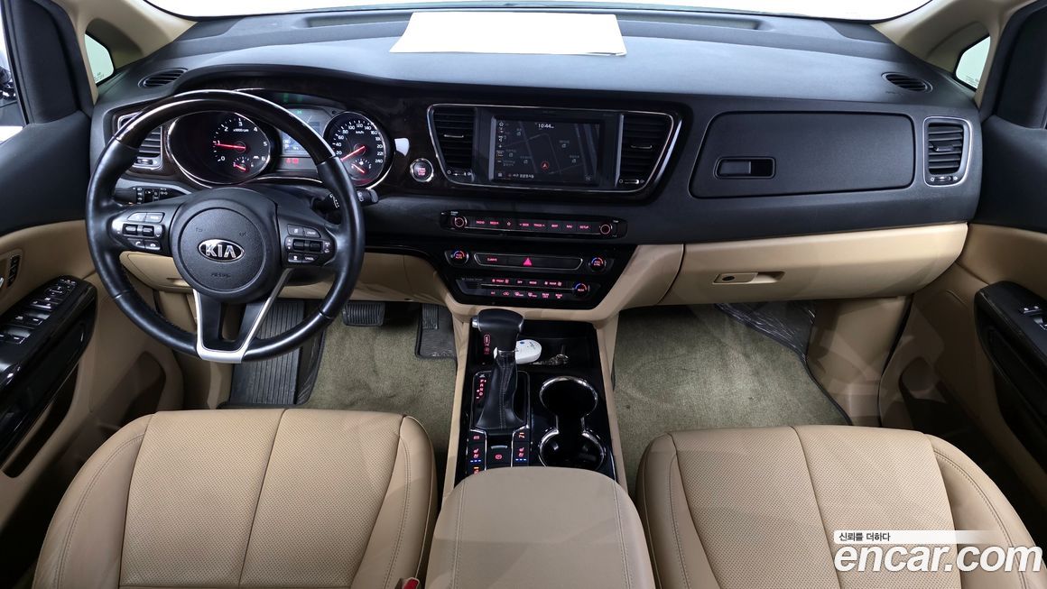 Kia Canival 2019