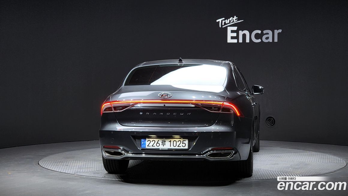 Hyundai Grandeur 2022