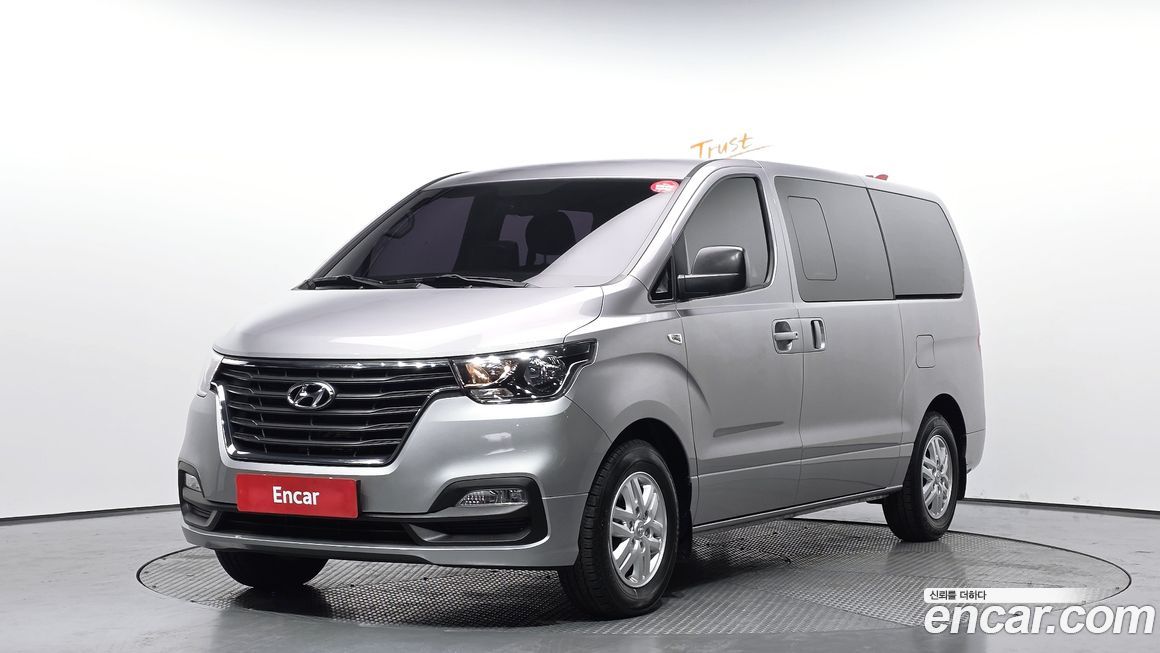 Hyundai Starex 2021