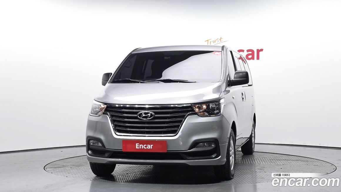 Hyundai Starex 2021