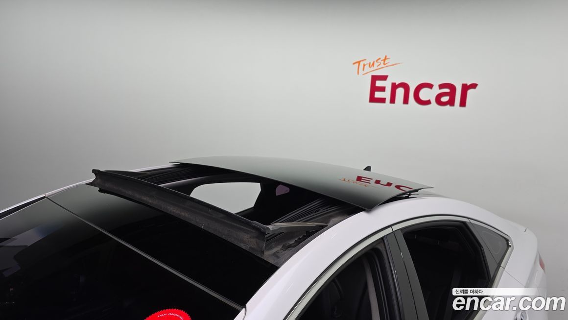 Hyundai Grandeur 2014