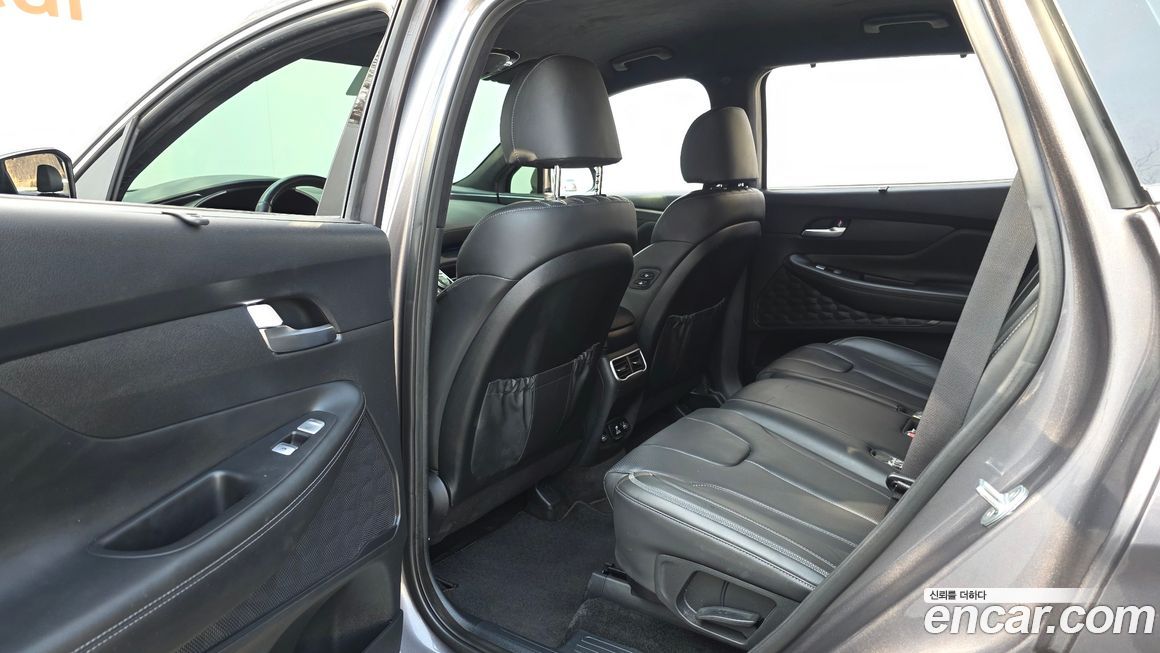 Hyundai Santafe 2022